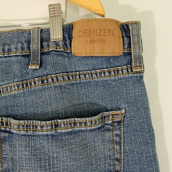 Denizen Levis Men's 285 Relaxed Medium Wash Jeans Size W 42 L 30 - Picture 8 of 11